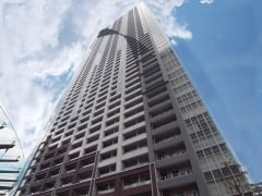 THE TOKYO TOWERS シータワー