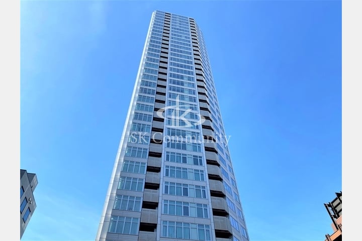 プラウドタワー白金台（港区・34階建タワーマンション）