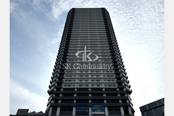 THE TOWER JUJO(北区・39階建タワーマンション)
