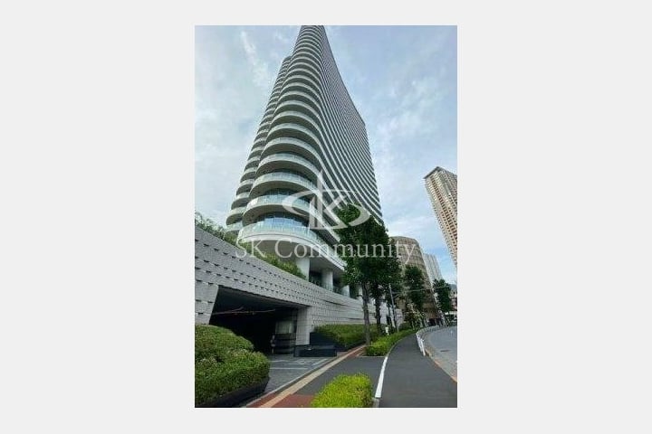 パークコート青山ザタワー（港区・26階建タワーマンション）